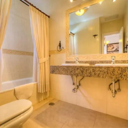 Vila Puerto Del Carmen Sleeps 8 Pool Wifi *